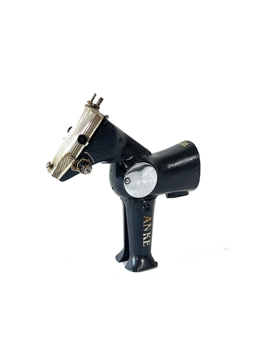 Anke Seitenansicht links